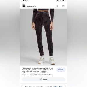 lululemon athletica velvet Black Cropped Jogger Pants size 2